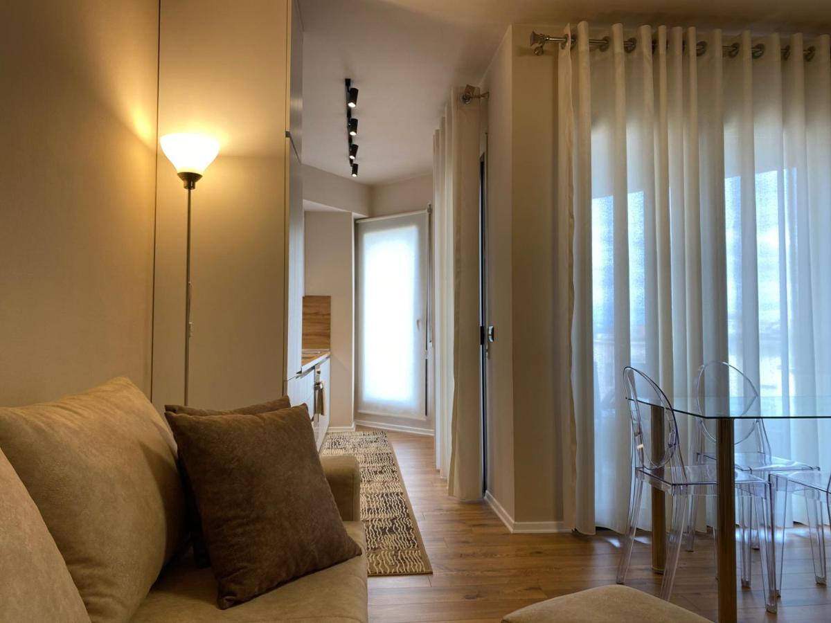 Nemis Apartments In The Centre Of Tirana Four Free Parking Exterior photo